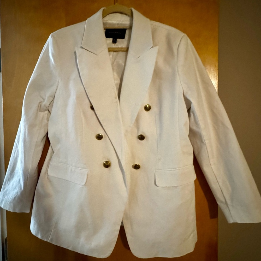 Banana Republic White Double-Breasted Blazer with Gold Buttons